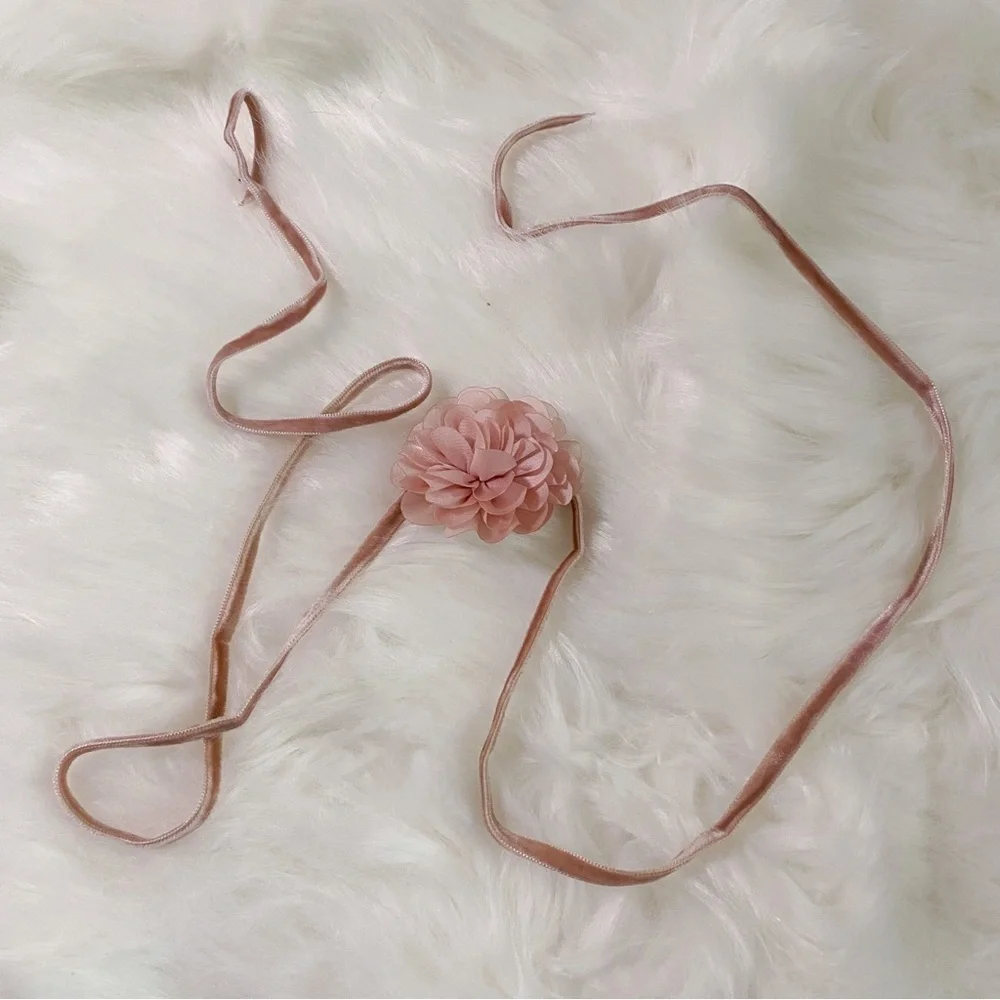 ᴇᴜᴄ ᴠᴇʟᴠᴇᴛ ᴡʀᴀᴘ ꜱᴇʟꜰ-ᴛɪᴇ ᴄᴀᴍɪʟʟɪᴀ ꜰʟᴏᴡᴇʀ ᴄʜᴏᴋᴇʀ - Picture 2 of 13